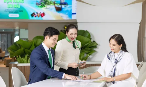 Khẳng định cam kết đồng hành cùng nữ doanh nhân, VPBank nhận giải thưởng quốc tế danh giá