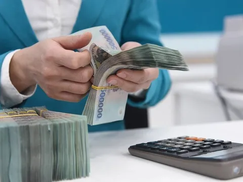 Lãi suất liên ngân hàng và lãi tiết kiệm đồng loạt giảm sau động thái của NHNN