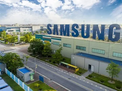 Chip nhớ ế ẩm, lợi nhuận Samsung giảm kỷ lục 96%