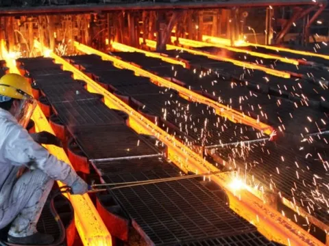 Ngành thép Việt Nam bứt phá với nhiều tín hiệu phục hồi mạnh mẽ