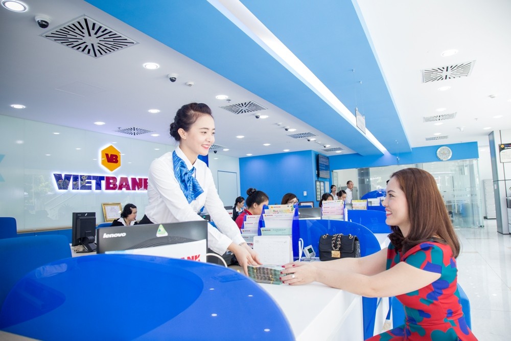 viet-bank-giao-dich-1675265616.jpeg