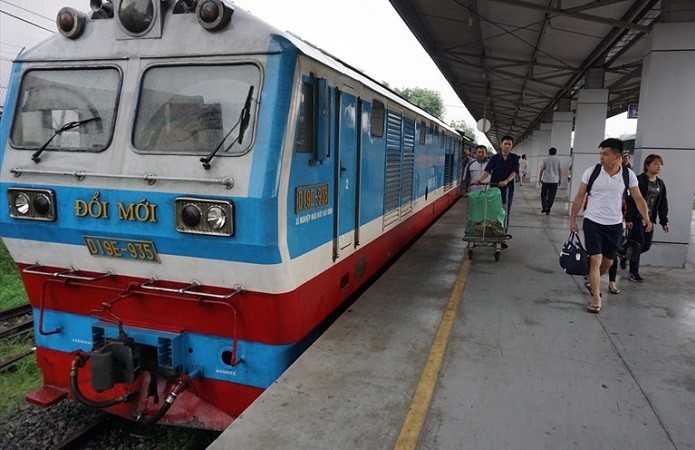 Ngành đường sắt mở bán vé tàu Tết Quý Mão 2023