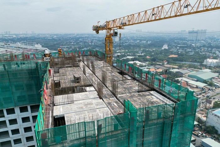 Trước ngưỡng 'suy thoái', bất động sản đồng loạt sa thải nhân sự