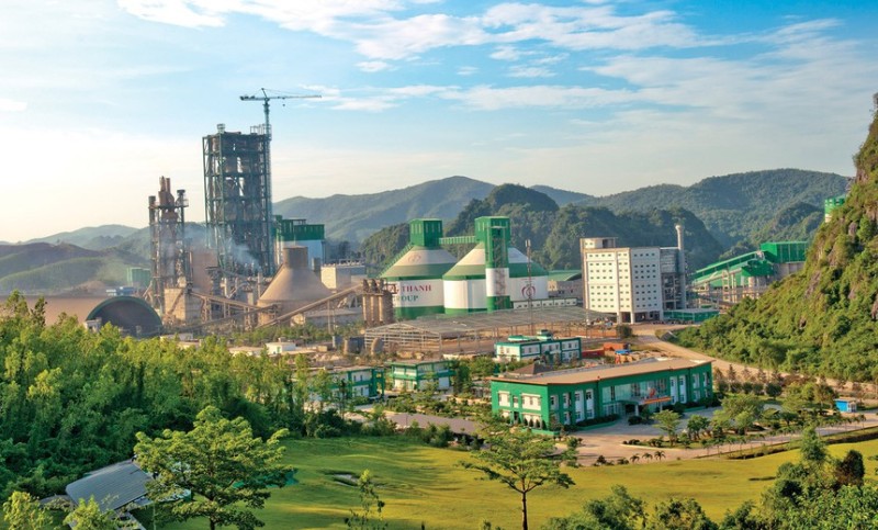 Thanh Hóa: Công ty xi măng Công Thanh bị xử phạt vì lấn biển