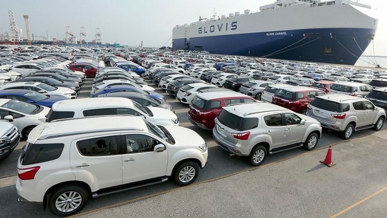Việt Nam nhập khẩu hơn 14.400 ô tô trong tháng đầu năm