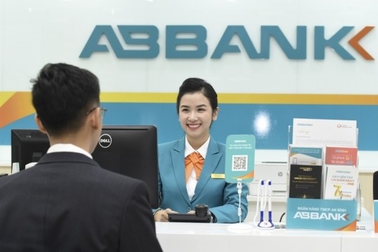 Lợi nhuận quý 4/2022 của ABBank giảm hơn 320 tỷ, nợ có khả năng mất vốn vọt lên 1.400 tỷ