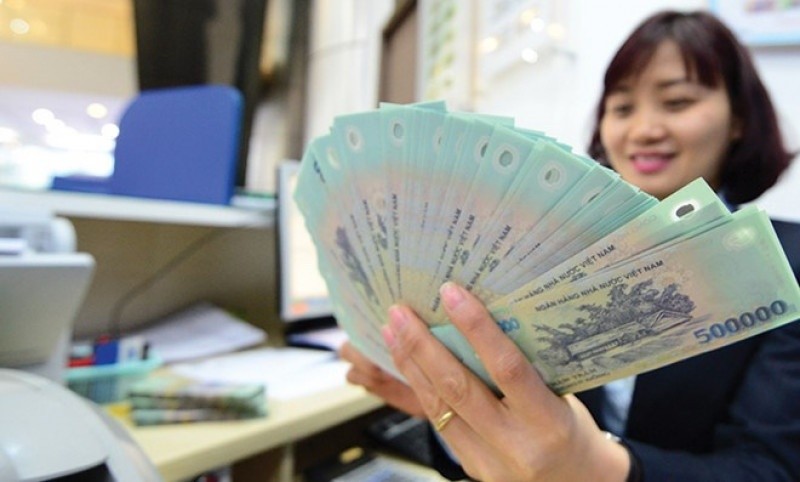 Ngân hàng lãi lớn, nhân viên ngóng thưởng Tết đậm